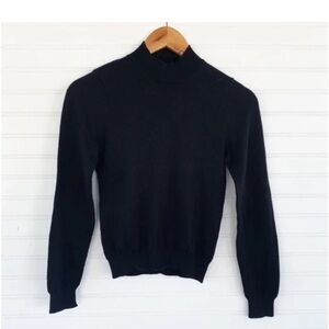 Forever 21 Black Mock Neck Long Sleeve Sweater Size Small